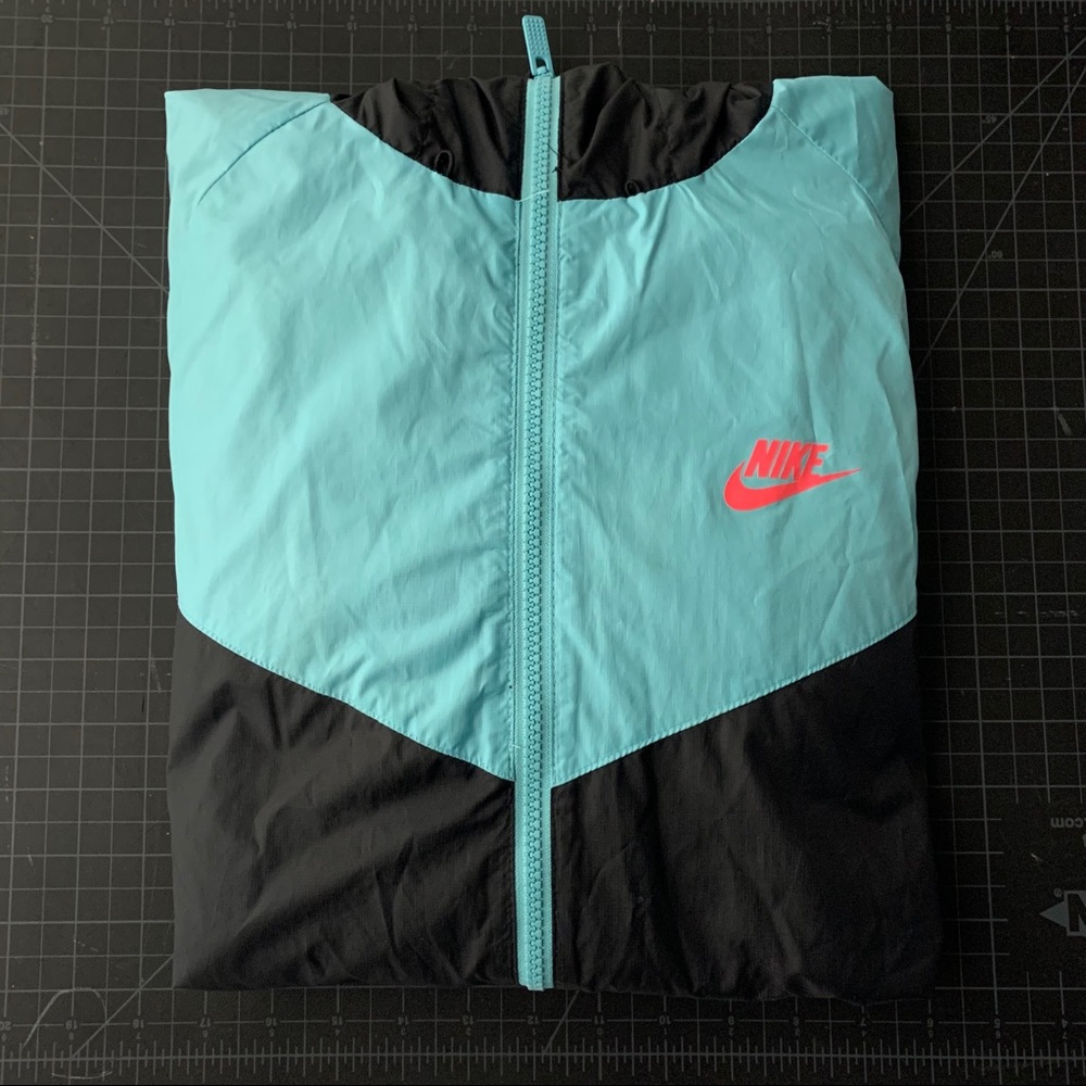 Nike Sportswear Windbreaker Hoodie